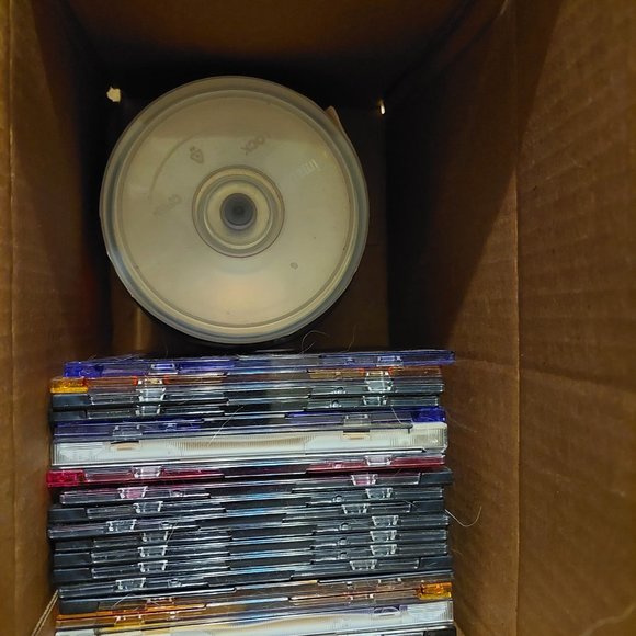 DVD R and CD R - Picture 5 of 7